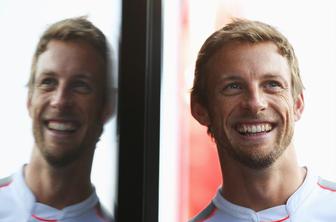 Button vztraja – zmage in ne pomoč Hamiltonu