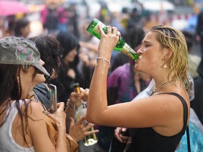 Znaki horoskopa, ki najpogosteje pretiravajo z alkoholom