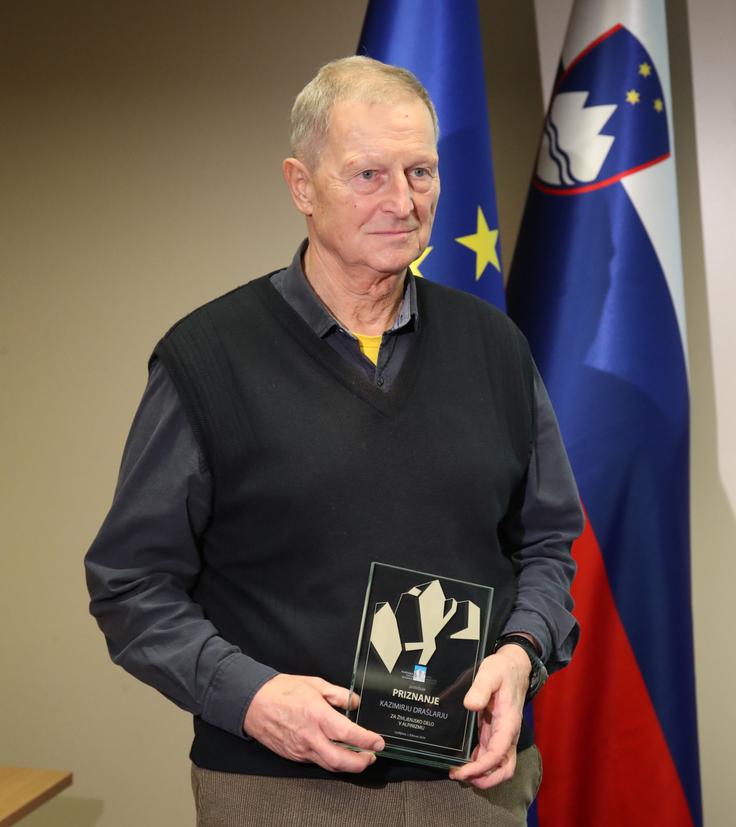 Kazimir Drašlar - Mikec Kazimir Drašlar - Mikec, prejemnik priznanja Planinske zveze Slovenije za življenjsko delo v alpinizmu 2024. | Foto: Vladimir Habjan