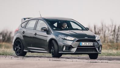 Ford focus RS – kako so spet naredili avtomobil, ki voznika nasmehne in osreči