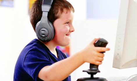 Kako pri otrocih prepoznamo znake zasvojenosti z videoigrami