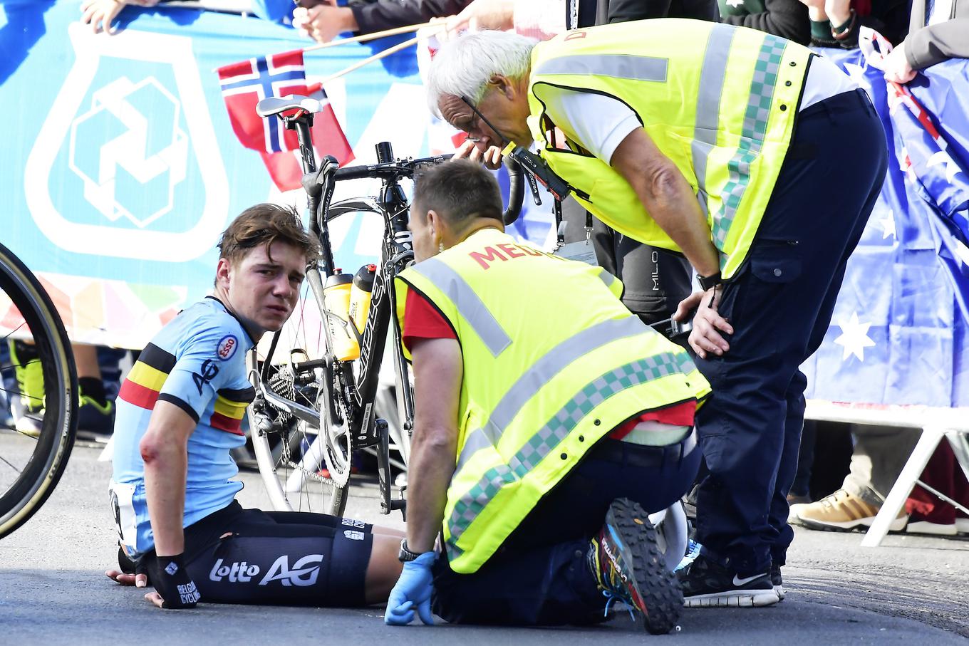 Em 2017, Evenepoel competiu apenas na prova de estrada no Campeonato Mundial de Bergen, onde se aposentou após três quedas. | Foto: Reuters