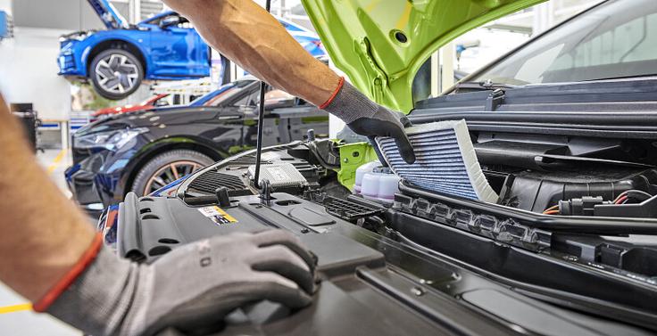 menjava-servis-kabinskega-filtra-akcija-pgc-servis-porsche-inter-auto | Foto: Porsche Inter Auto