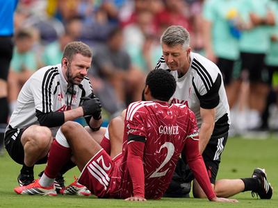 Poškodba Gomeza zasenčila začetek Iraolovega obdobja pri Liverpoolu