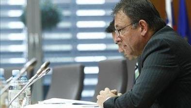 Komisija za javne finance kritična do ministra Bajuka