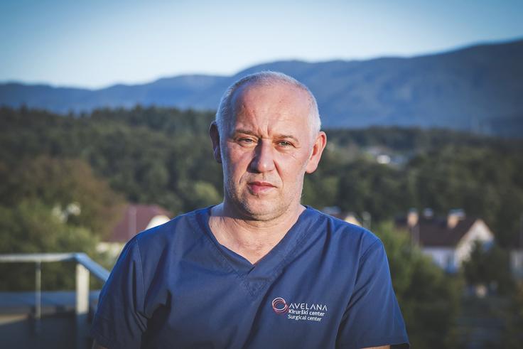 Kavčič meni, da v času afere ni izgubil zaupanja pacientov: "Če bi pacienti izgubili zaupanje vame, ne bi šli za menoj. Velika večina jih je šla in tudi danes prihajajo k meni." | Foto: Ana Kovač