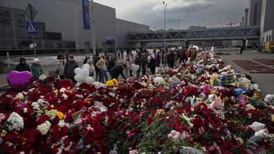Rusija odgovornost za napad v Moskvi prvič pripisala IS