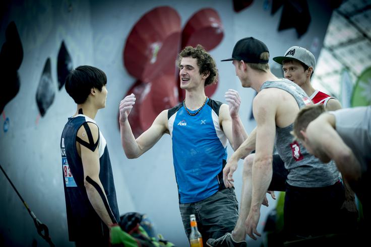 Čeh Adam Ondra je v svetovnem pokalu prvič nastopil pri 16 letih in na balvanski tekmi zasedel 3. mesto. | Foto: Ana Kovač