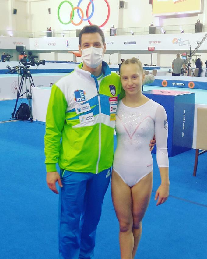 14-letna Zala Trtnik je s 5. mestom na letošnjem evropskem prvenstvu poskrbela za najboljšo slovensko uvrstitev v tej sezoni.  | Foto: Facebook/Gimnastična zveza Slovenije