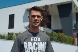Tim Gajser oboževalcem razkazal svoje domovanje in vozni park #video