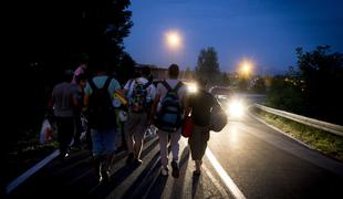 Na Hrvaško v petek vstopilo skoraj 10 tisoč beguncev