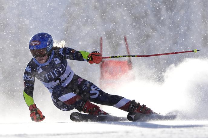 Killington Mikaela Shiffrin | Mikaela Shiffrin na sobotnem veleslalomu v Killingtonu stote zmage še ni dosegla, saj je v finalu odstopila. | Foto Guliverimage