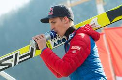 Težave avstrijskega skakalnega šampiona Schlierenzauerja so videti globlje