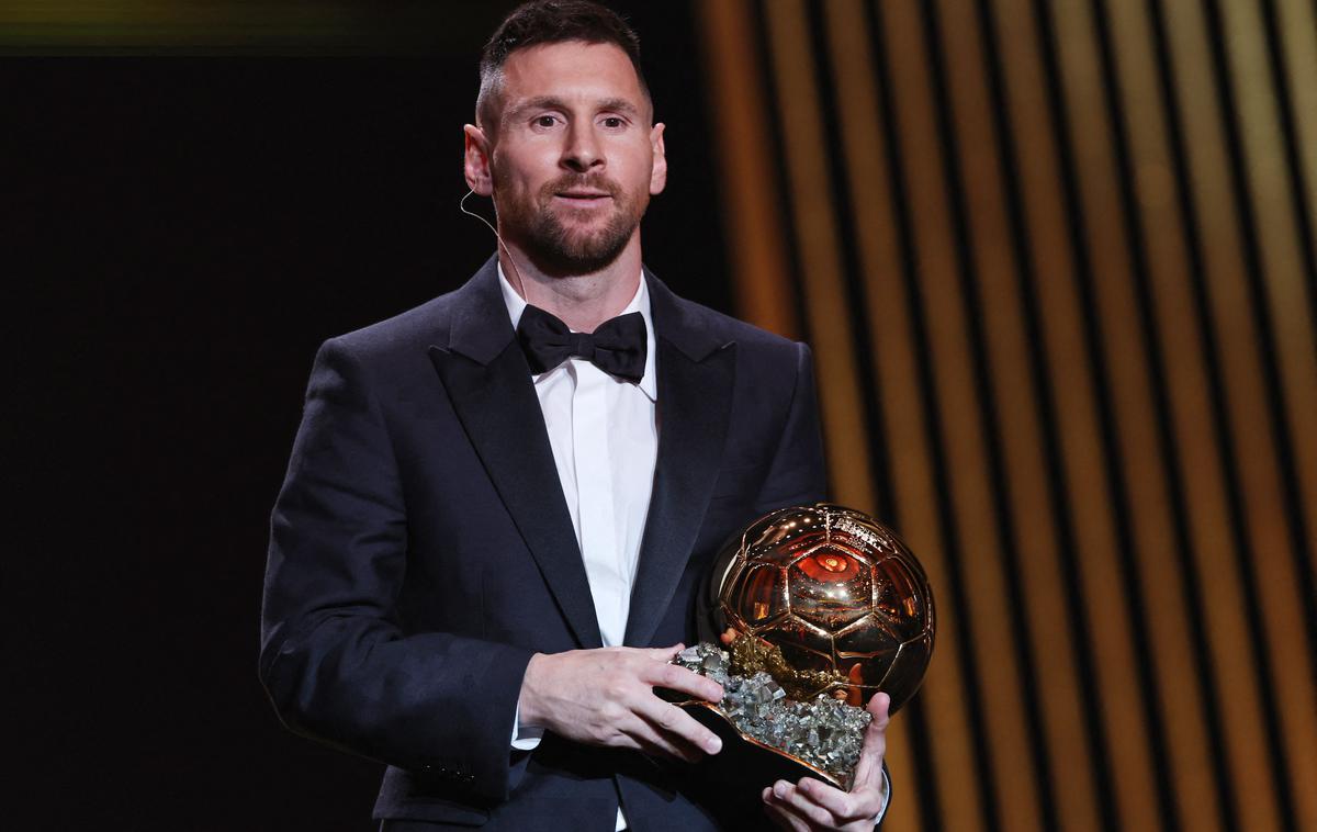 Lionel Messi | Lionel Messi je še osmič v karieri osvojil zlato žogo. | Foto Reuters