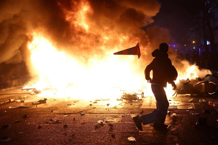 Francija protesti | Foto: Reuters