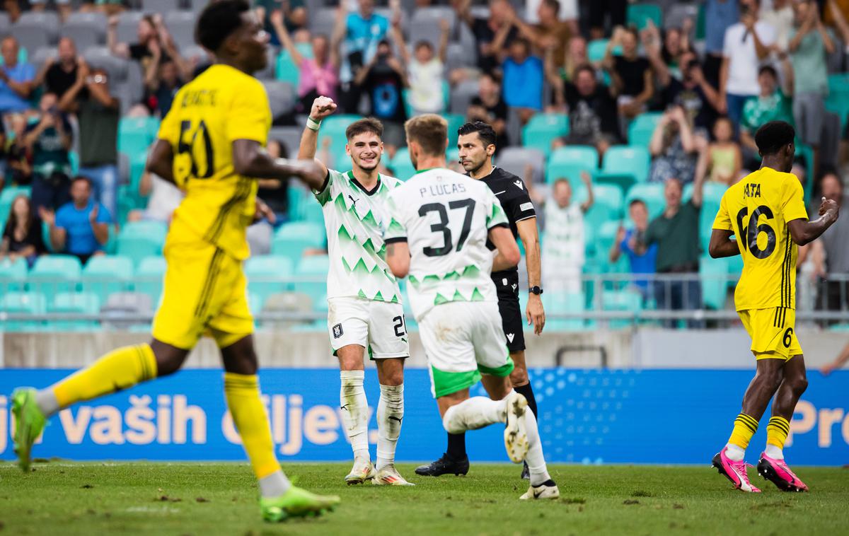 konferenčna liga, Olimpija - Šerif | Nogometaši Olimpije so si priigrali lepo popotnico pred odhodom v Tiraspol. Strelski večer je odprl Pedro Lucas. | Foto Grega Valančič/www.alesfevzer.com