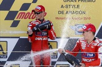 Casey Stoner osvojil VN Aragonije