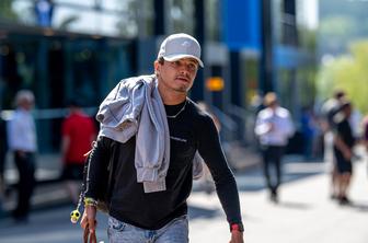 Hamilton vztraja pri neobičajnem receptu, Norris Spa začenja s kaznijo