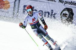 Slokarjeva in Hadalin slalomska državna prvaka