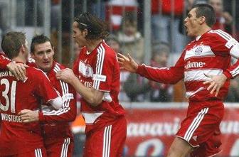 Bayern v LP brez van Buytna proti Barceloni
