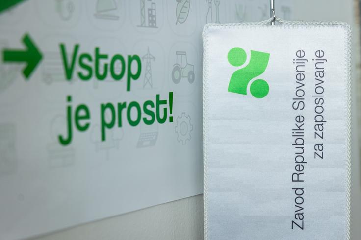 Na zavodu ob tem poudarjajo tudi možnost brezplačnega kariernega svetovanja. To naj bi mladim pomagalo pri prehodu na trg dela ali odločitvah o nadaljnjem izobraževanju. | Foto: Bor Slana/STA