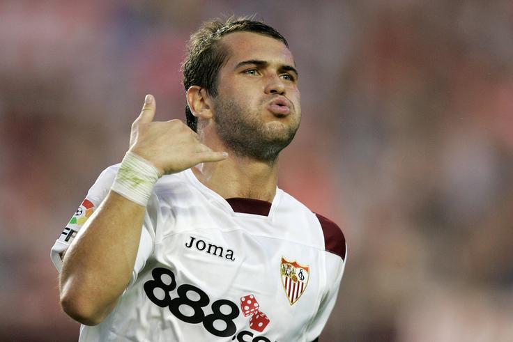 Aleksander Keržakov je pred leti navduševal tudi v dresu Seville. | Foto: Guliverimage