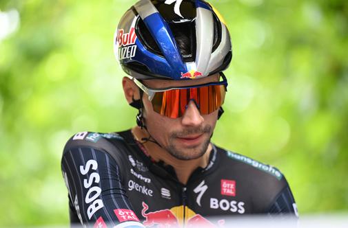 Kaj se dogaja s Primožem Rogličem?