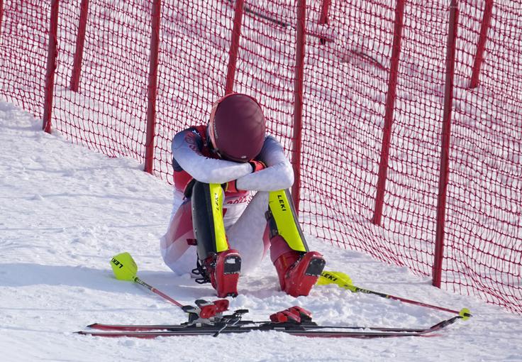 Mikaela Shiffrin je tako kot na veleslalomu odstopila že po nekaj zavojih. | Foto: Guliverimage/Vladimir Fedorenko