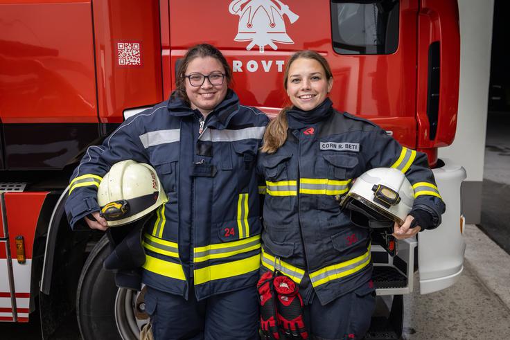 Operativki Sonja Arhar in Beti Corn Reven | Foto: Gaja Hanuna