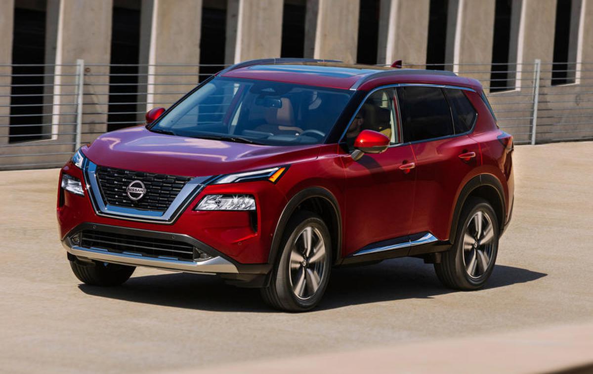 Nissan rogue | Nissan je za zdaj uradno predstavil le ameriško različico rogue, ki pa v veliki meri napoveduje tudi evropskega x-traila. | Foto Nissan