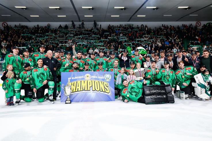 Z Olimpijo je v petek osvojil drugi naslov slovenskega prvaka. | Foto: Aleš Fevžer