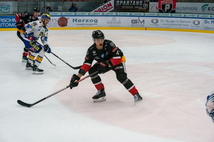 Clayton Kirichenko | Clayton Kirichenko je novi član HK Olimpije. | Foto pioneersvorarlberg