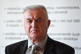 Zdus bo še naprej vodil Janez Sušnik