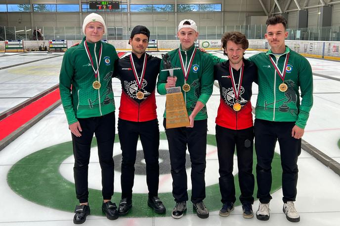 zmagovalna ekipa DP curling m | V moški konkurenci so naslov državnih prvakov v curlingu osvojili člani ekipe Buhtli.