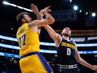Luka Dončić drugi polčas in poraz na generalki pospremil kot gledalec
