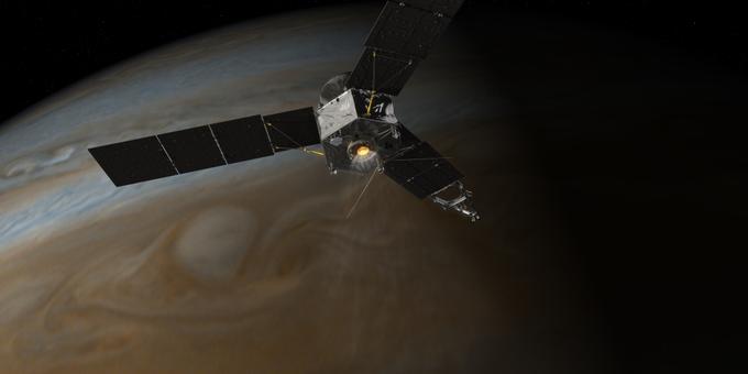 Popolno uničenje sonde Juno je potrebno zaradi preprečevanja biološkega onesnaženja Jupitrove okolice z mikrobi z Zemlje. Plovila, ki jih v vesolje pošljemo ljudje, lahko s sabo namreč odpeljejo bakterije, ki so zmožne preživeti v vakuumu vesolja. | Foto: 