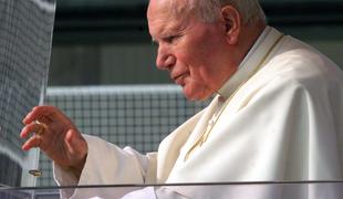 Na Poljskem razburjajo trditve, da je papež Janez Pavel II. prikrival pedofilijo
