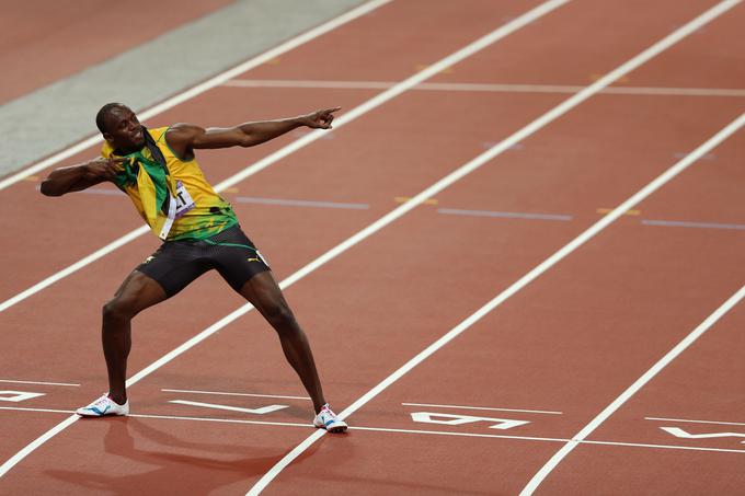 Usain Bolt po ubranitvi olimpijskega zlata na 200 metrov v Londonu 2012. | Foto: Guliverimage/Getty Images