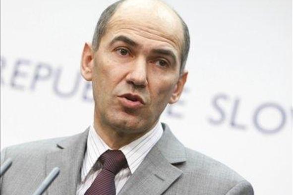 Vlada bo omejila izdatke