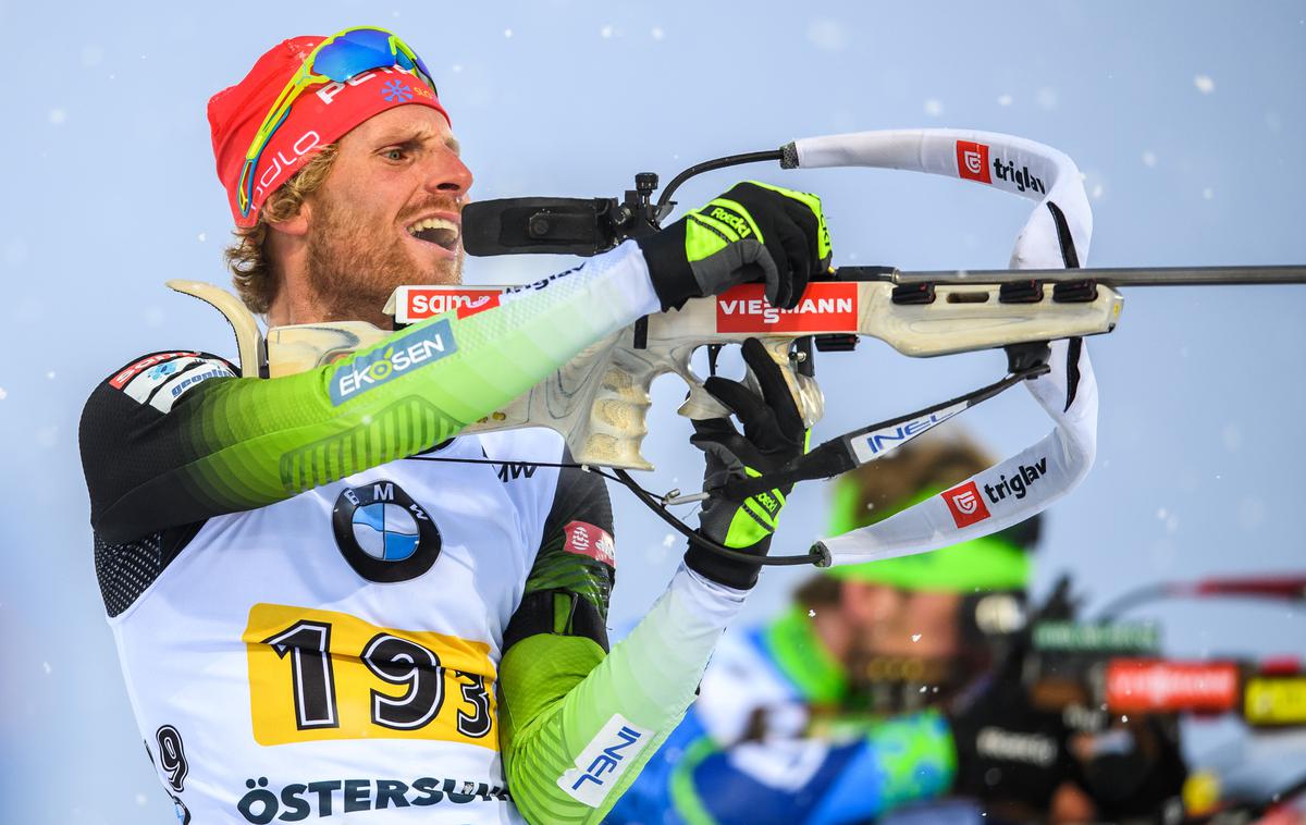 Klemen Bauer | Klemen Bauer je v tretji predaji nadaljeval odlično delo Jakova Faka, naša najboljša biatlonca sta slovensko štafeto spravila celo v boj za kolajne. | Foto Reuters