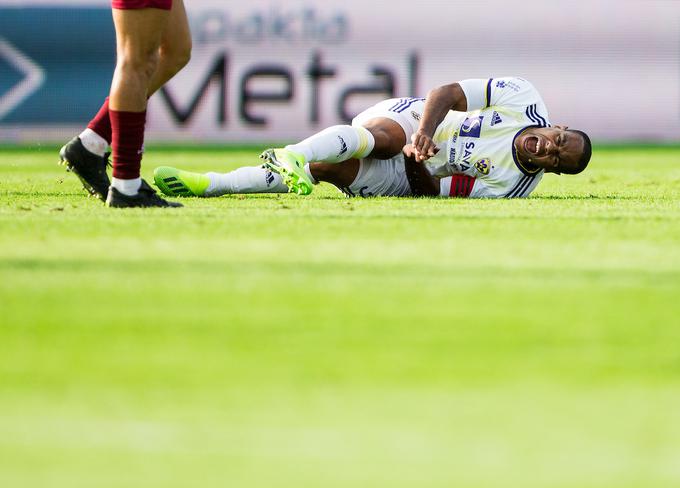 Marcos Tavares se je poškodoval na zadnji prvenstveni tekmi v Kranju. | Foto: Vid Ponikvar