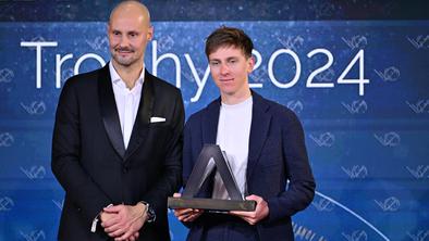 Tadej Pogačar drugič v karieri do velikega priznanja #video