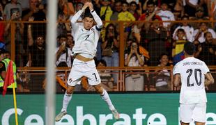 Ronaldo z dvema goloma in novim rekordom