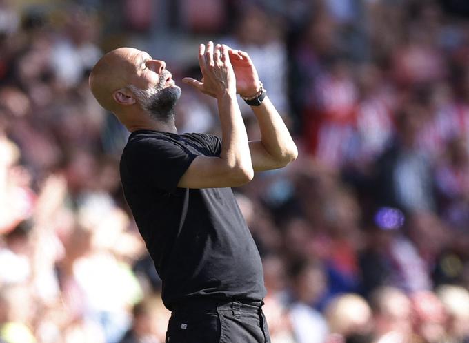 Pep Guardiola je z varovanci doživel hud spodrsljaj v boju za ligo prvakov. | Foto: Reuters