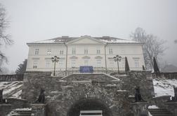 Zakaj so psi v ljubljanskem Tivoliju brez jezikov?