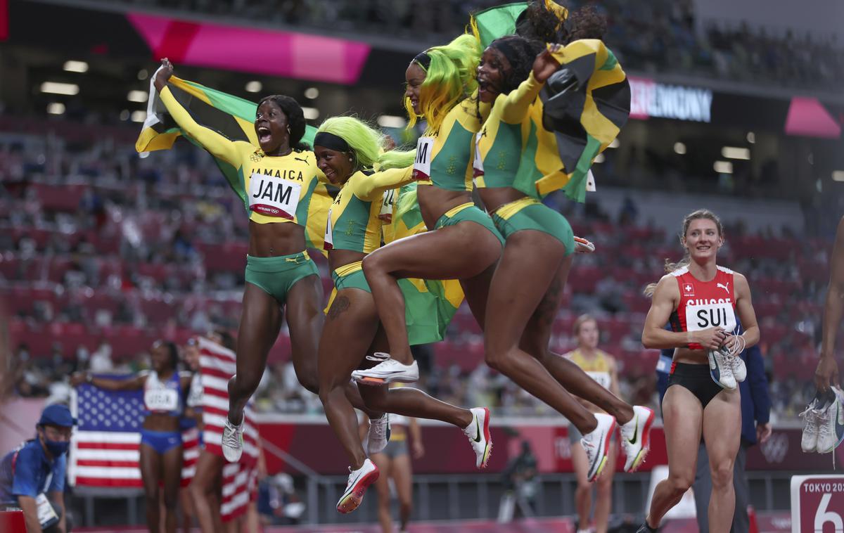 Jamajka | Thompson-Herahova je po obeh posamičnih zlatih šprinterskih kolajnah slavila še s štafeto. | Foto Guliverimage