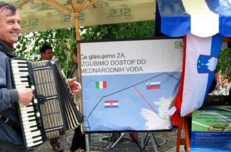 Žerjav: Protestiram proti oznakam "poniglavci"