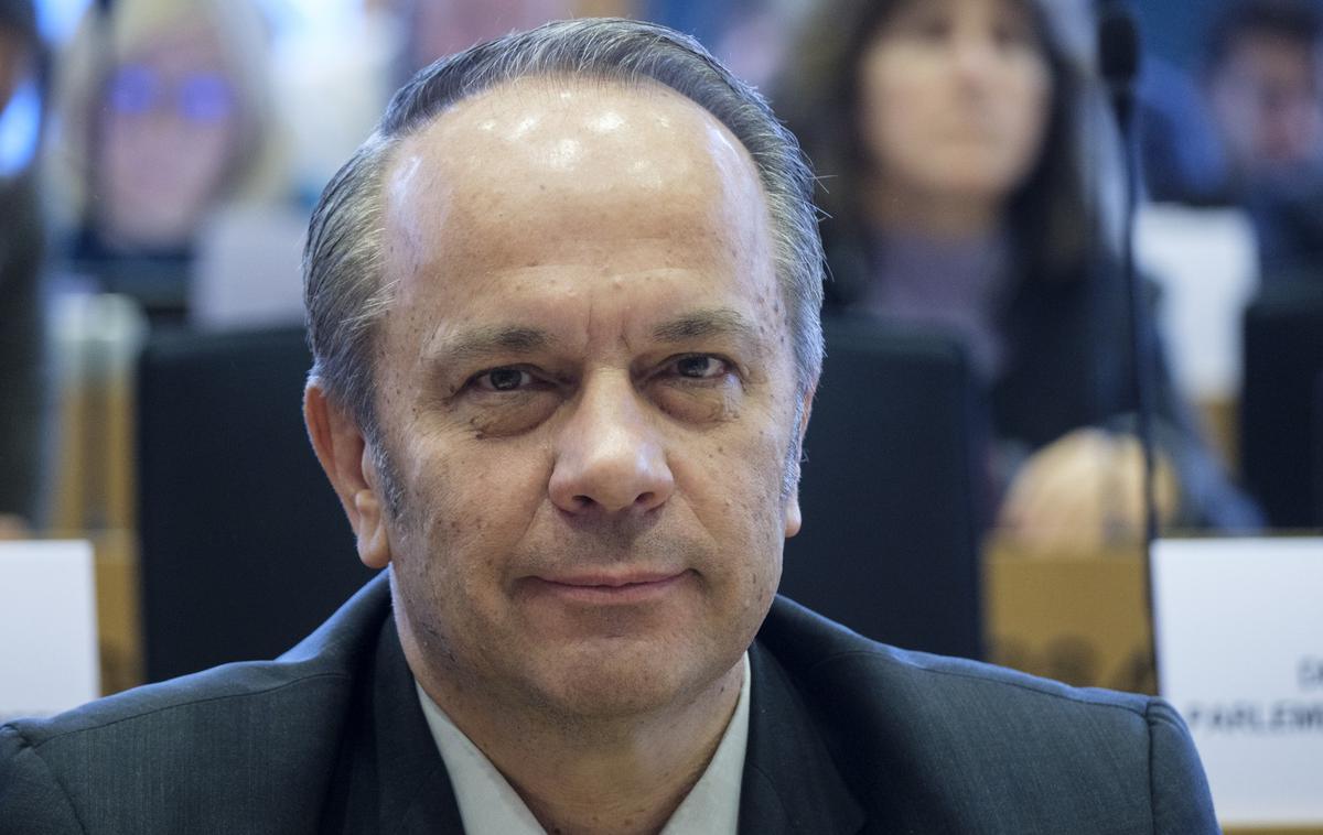 Branko Grims | Predlog nezaupnice Evropski komisiji je kot edini član desnosredinske Evropske ljudske stranke (EPP) podpisal tudi Branko Grims (SDS). | Foto STA
