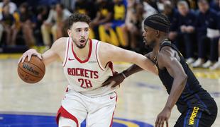 Stephen Curry in soigralci doma padli na popravnem izpitu, Houston izsilil sedmo tekmo #video