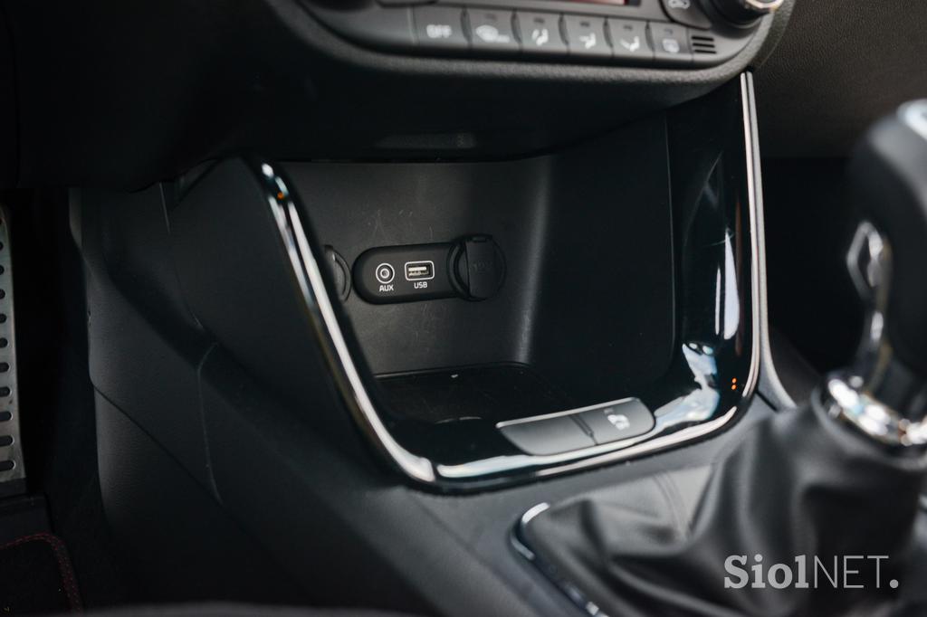 Kia ceed SW - fotogalerija testnega vozila